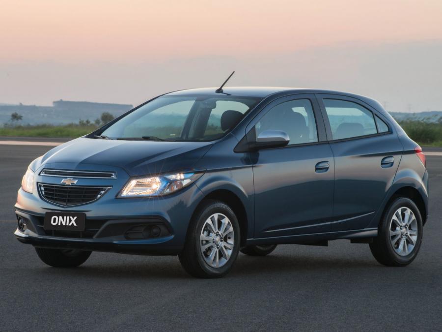  Chevrolet Onix Lollapalooza 2014 года  (фото 15 из 27)